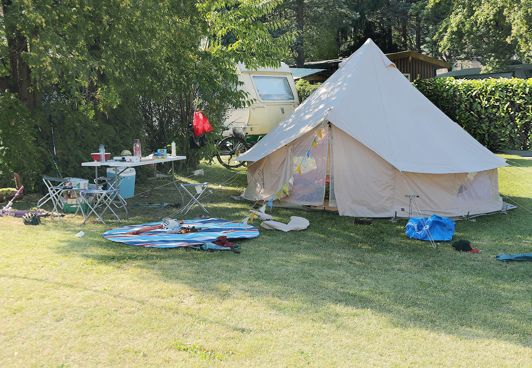 Piazzola per Tenda Grande / Grosses Zell